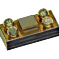 32.768KHz Crystal Oscillator For iPhone 8 / 8 Plus / X / XS / XS Max / XR / 11 Series / 12 Series (Y3000)