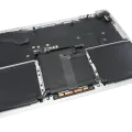 Top Case with Battery and Keyboard (ISO UK) For MacBook Pro 13" A2289 (2020) (Silver)