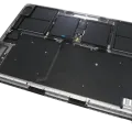 Top Case with Battery and Keyboard (ANSI US) For MacBook Pro 16" A2780 (2023) (Genuine OEM) (Space Gray)